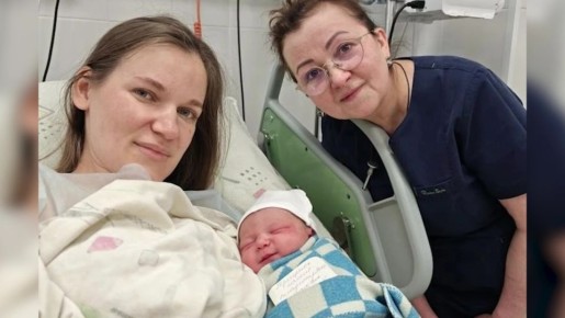 Акушерка Елена Трещенок приняла роды у собственной невестки