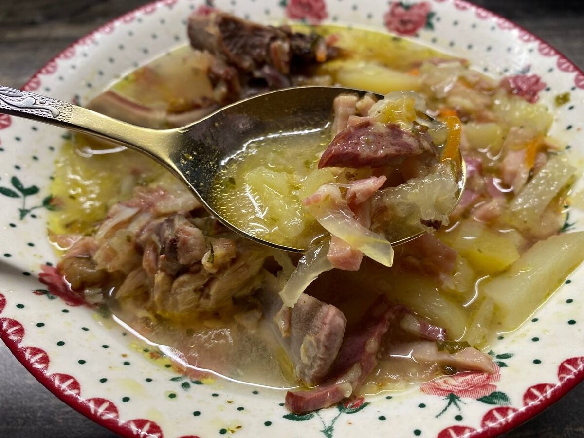 Необычный суп из квашеной капусты, который удивит вкусом