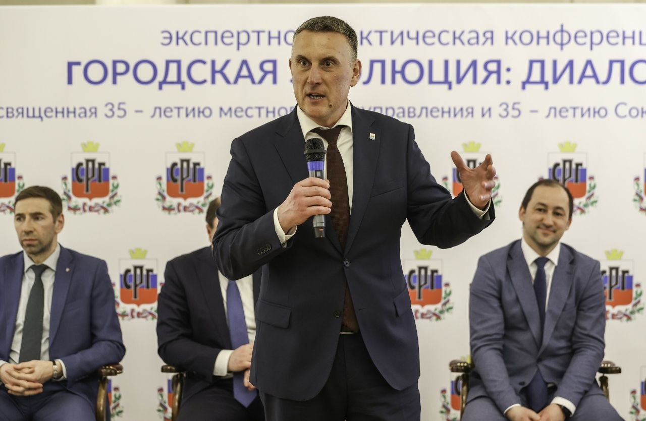 Александр Розбаум: Уважаемые Новгородцы!. Сегодня как председатель Союза российских городов, при поддержке Администрации Президента Российской Федерации и Всероссийской ассоциации развития местного самоуправления (ВАРМСУ)... Александр Розбаум: Уважаемые Новгородцы!. Сегодня как председатель Союза российских городов, при поддержке Администрации Президента Российской Федерации и Всероссийской ассоциации развития местного самоуправления (ВАРМСУ)...