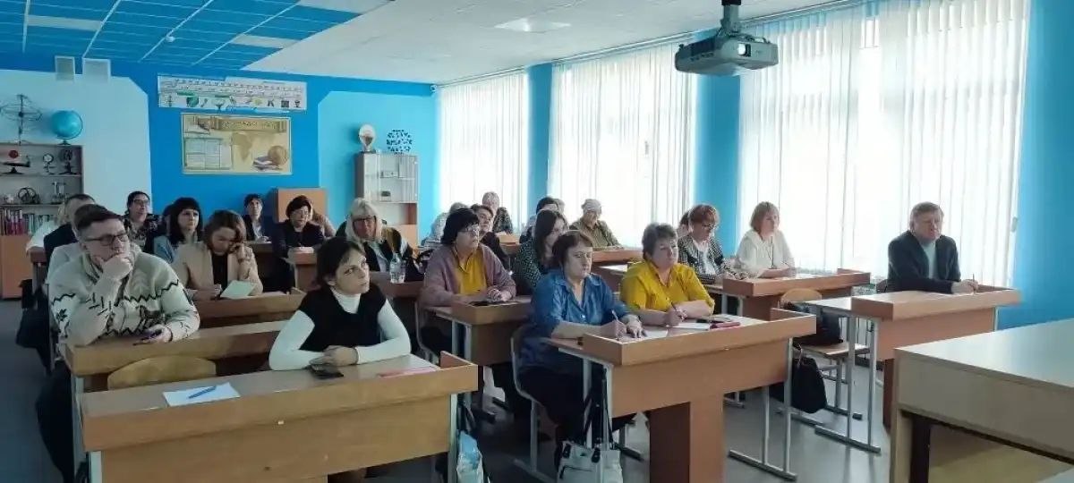 Участник проекта «СВОи герои 53» стажируется в министерстве образования Новгородской области