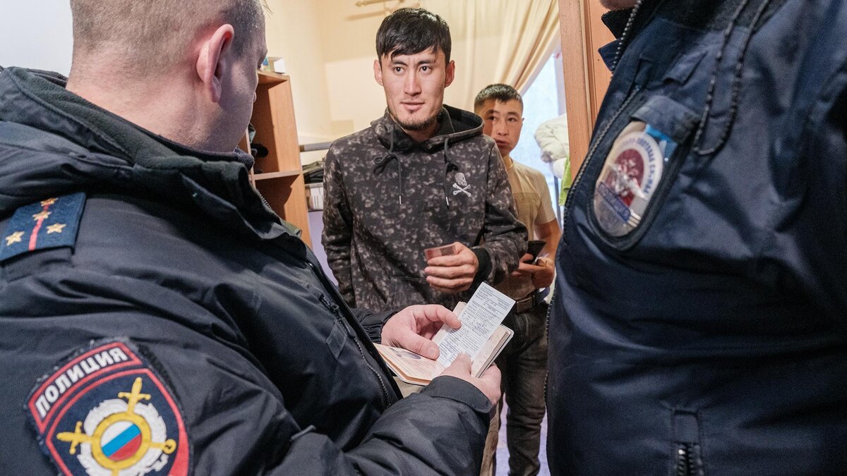 Новый закон об уголовной ответственности для иностранцев: выдворение за экстремизм стало реальностью