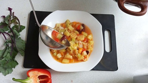 Минестроне: Кулинарное Искусство Италии в Вашей Тарелке