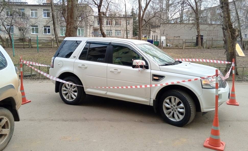 26 марта 2026 года на территории Новгородской области зарегистрировано 2 дорожно-транспортных происшествия, в которых 2 человека получили травмы различной степени тяжести, в том числе 1 несовершеннолетний: 26 марта 2026 года на территории Новгородской области зарегистрировано 2 дорожно-транспортных происшествия, в которых 2 человека получили травмы различной степени тяжести, в том числе 1 несовершеннолетний: