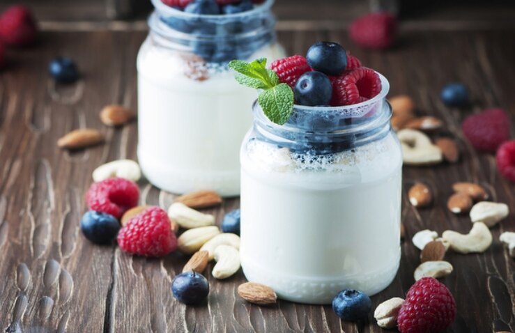 Как приготовить домашний йогурт: 4 простых рецепта для гурманов