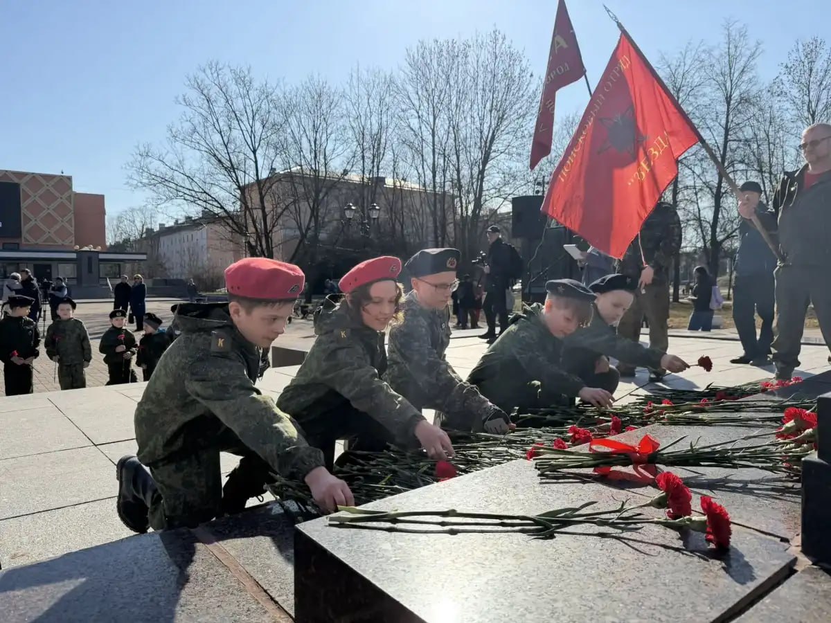 Более 2500 поисковиков отправятся в «Вахту памяти» в Новгородской области Более 2500 поисковиков отправятся в «Вахту памяти» в Новгородской области
