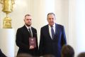 Сергей Лавров вручил диплом МГИМО новгородскому ветерану СВО Марку Алексееву