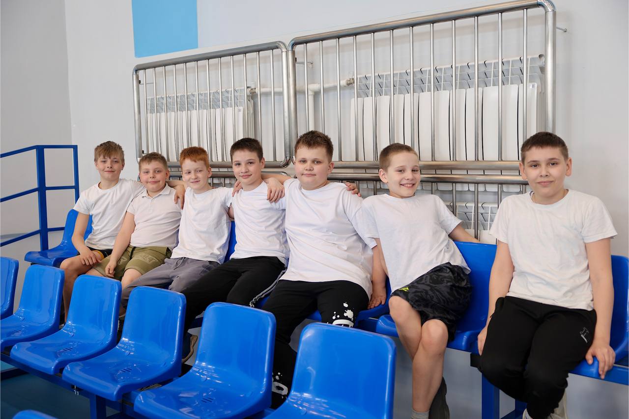 Юрий Бобрышев посетил обновленную спортивную школу в Старой Руссе Юрий Бобрышев посетил обновленную спортивную школу в Старой Руссе