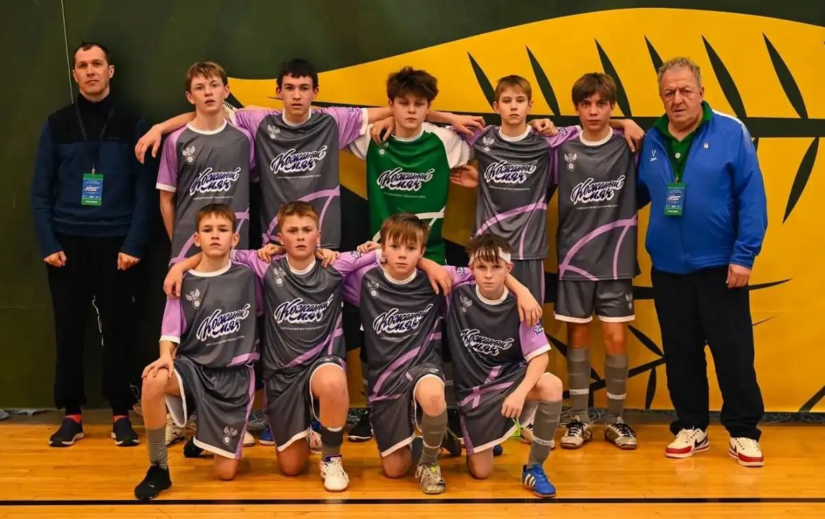 Команда из Валдая впервые выиграла бронзу турнира «Кожаный мяч» по футзалу