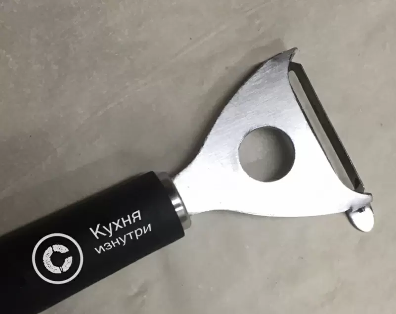 Необычные способы использования овощечистки, о которых вы не подозревали