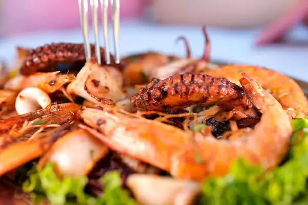 Как средиземноморская диета помогает пожилым людям оставаться здоровыми