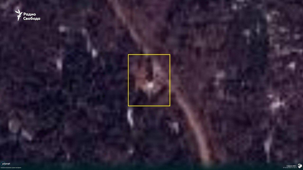 Западные ресурсы, ссылаясь на спутниковые снимки, утверждают, что вокруг резиденции президента России на Валдае построили 7 новых башен для ЗРК «Панцирь» и теперь комплексов там 27 Западные ресурсы, ссылаясь на спутниковые снимки, утверждают, что вокруг резиденции президента России на Валдае построили 7 новых башен для ЗРК «Панцирь» и теперь комплексов там 27