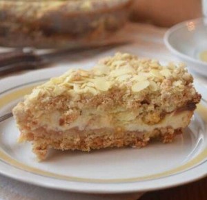 Пирог, который влюбляет: овсяно-творожное наслаждение с яблочной ноткой