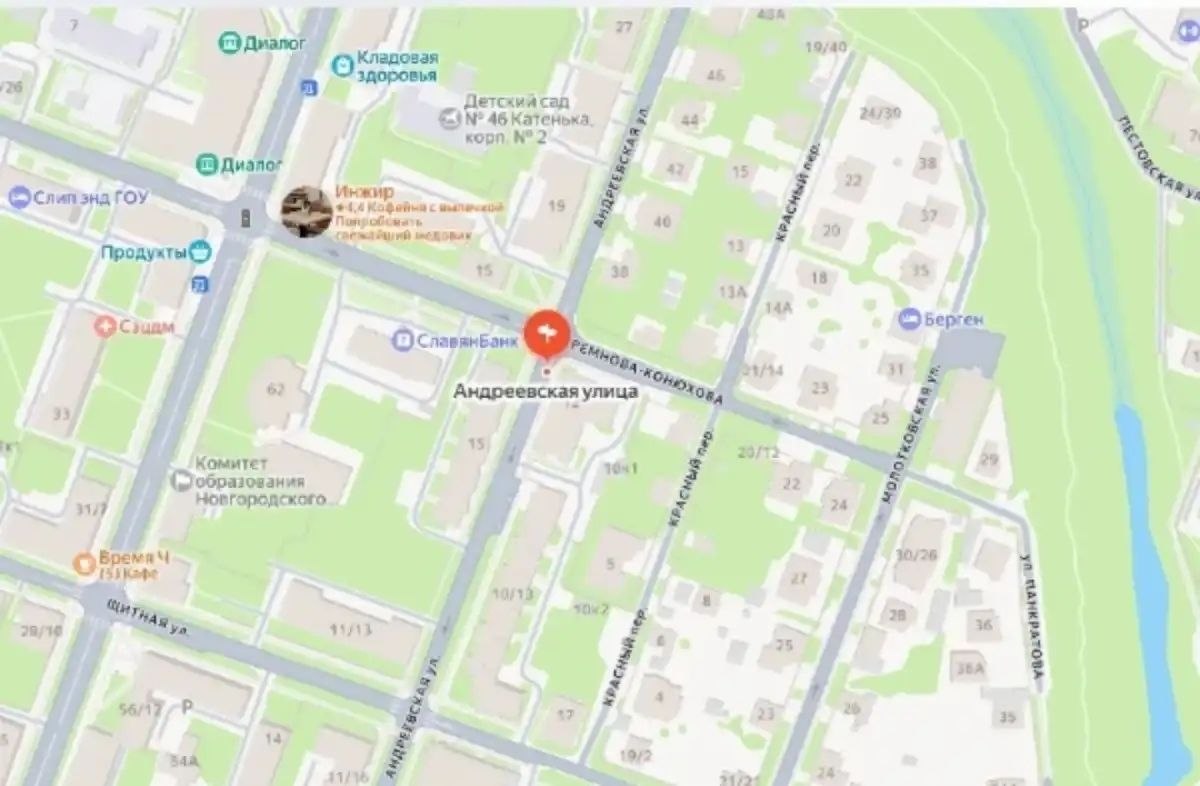 В Великом Новгороде с 20 апреля по 18 сентября ограничат движение транспорта на 10-метровом участке улицы Черемнова-Конюхова – недалеко от улицы Андреевской, 12, предупредили в пресс-центре городской администрации