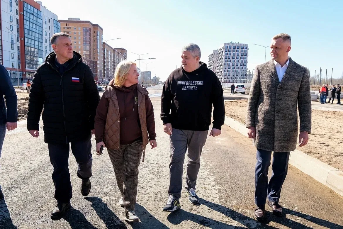 Депутаты держат на контроле ремонт важных социальных объектов в Великом Новгороде Депутаты держат на контроле ремонт важных социальных объектов в Великом Новгороде