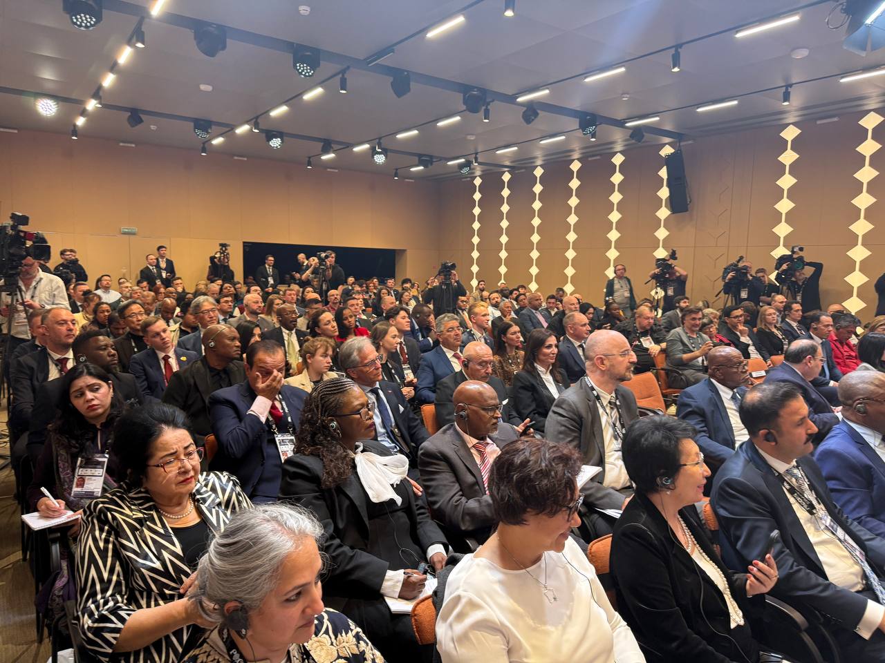 Татьяна Москалькова: В эти дни в Москве проходит представительная Международная научно-практическая конференция по вопросам обеспечения наблюдения и экспертизы электоральных процессов с участием Председателя ЦИК России... Татьяна Москалькова: В эти дни в Москве проходит представительная Международная научно-практическая конференция по вопросам обеспечения наблюдения и экспертизы электоральных процессов с участием Председателя ЦИК России...