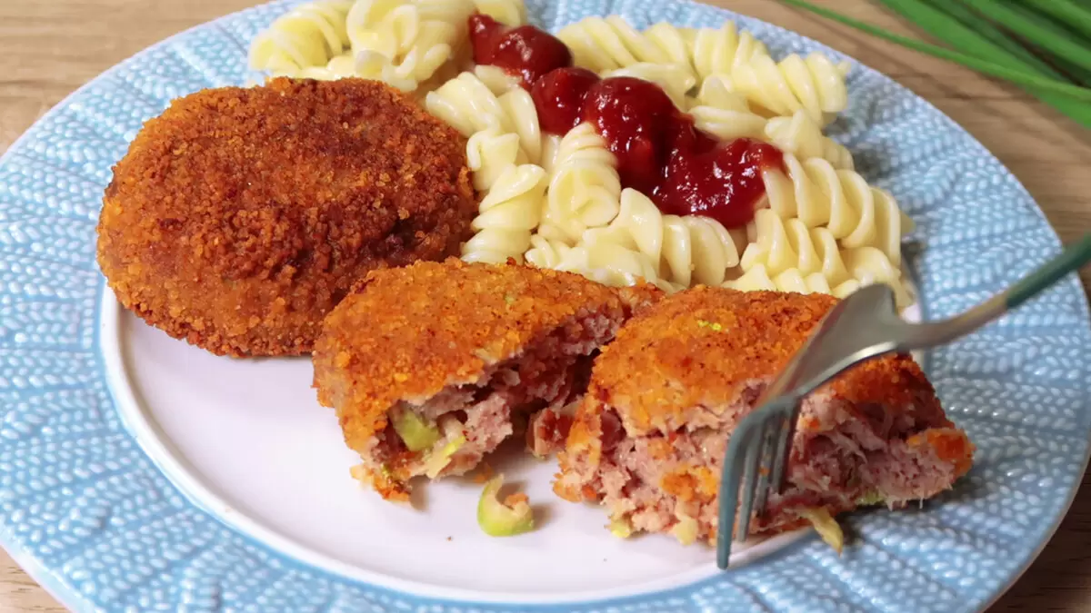 Сочные котлеты из кабачков и фарша