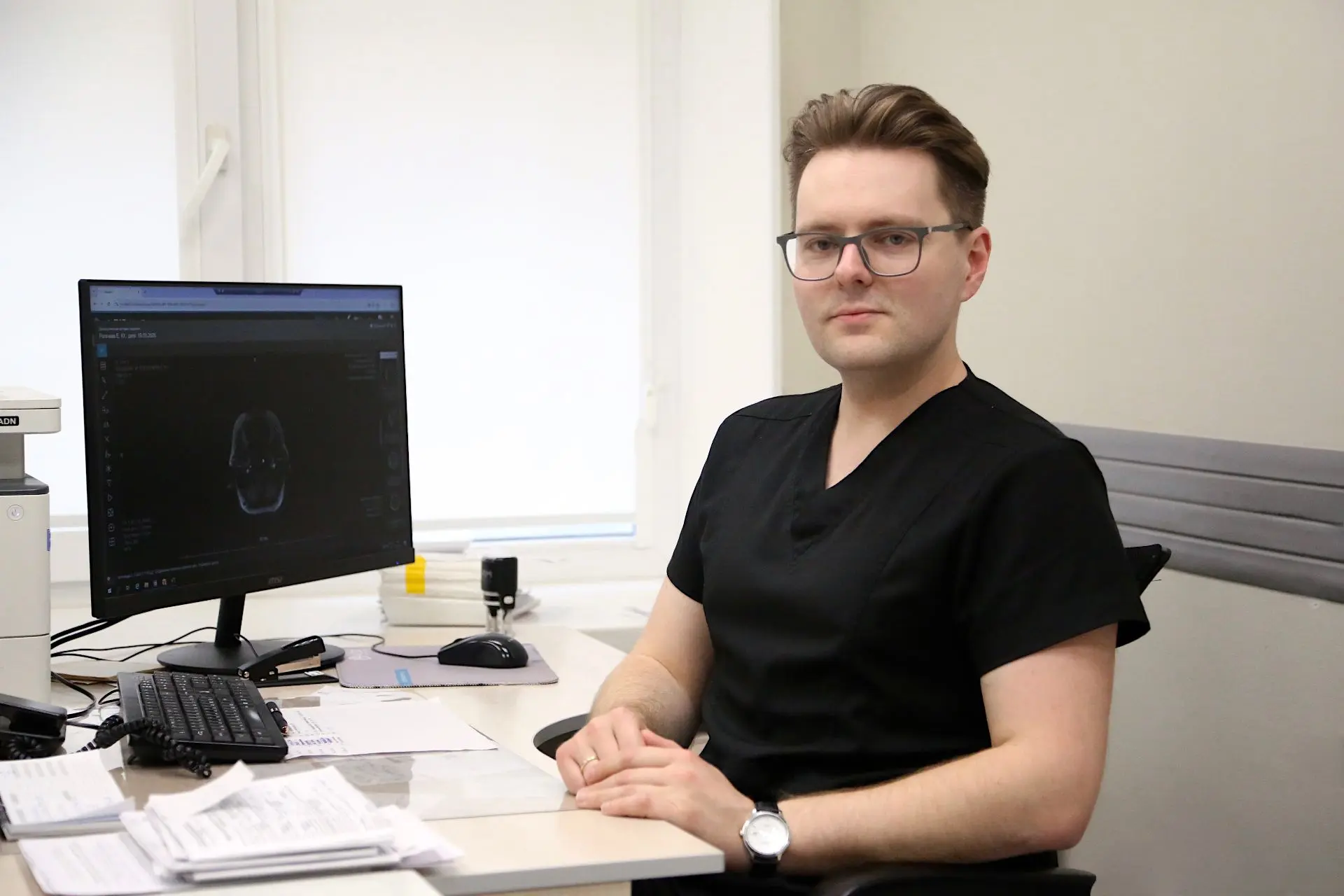 Молодые врачи-маммологи ведут прием пациенток в поликлинике Новгородского онкодиспансера