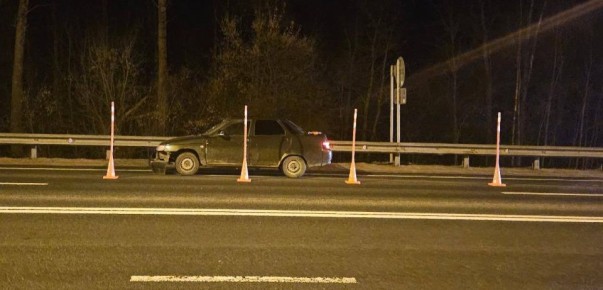 13 апреля 2026 года на территории Новгородской области зарегистрировано 2 дорожно-транспортных происшествия, в которых 1 человек погиб и 1 получил травмы различной степени тяжести: