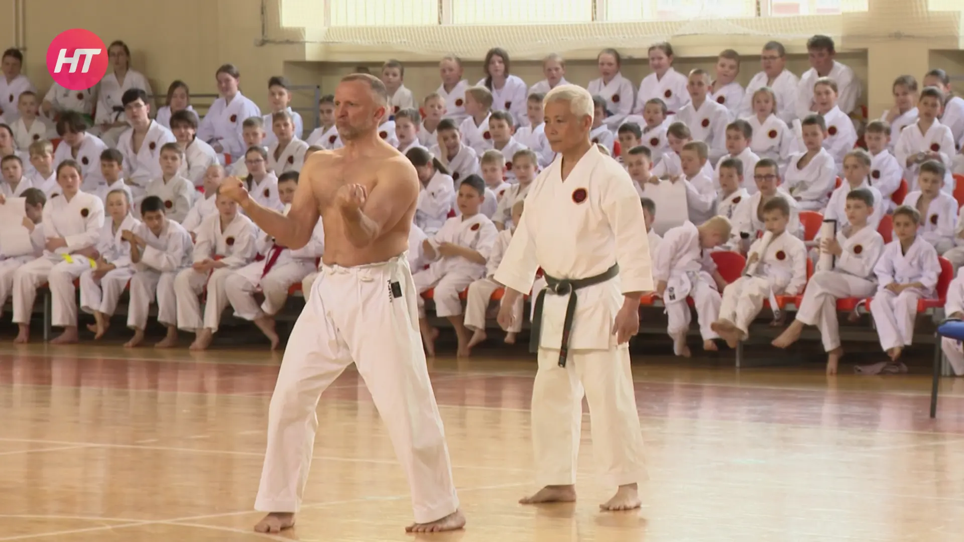 Для новгородцев и гостей города прошла всероссийская школа по окинавскому годзю рю каратэ Для новгородцев и гостей города прошла всероссийская школа по окинавскому годзю рю каратэ