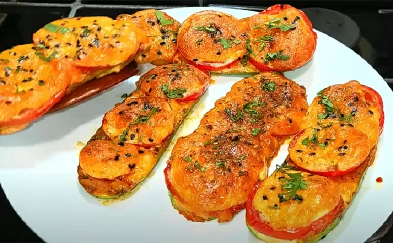 Кабачки под маринадом и сыром: новый взгляд на привычное блюдо