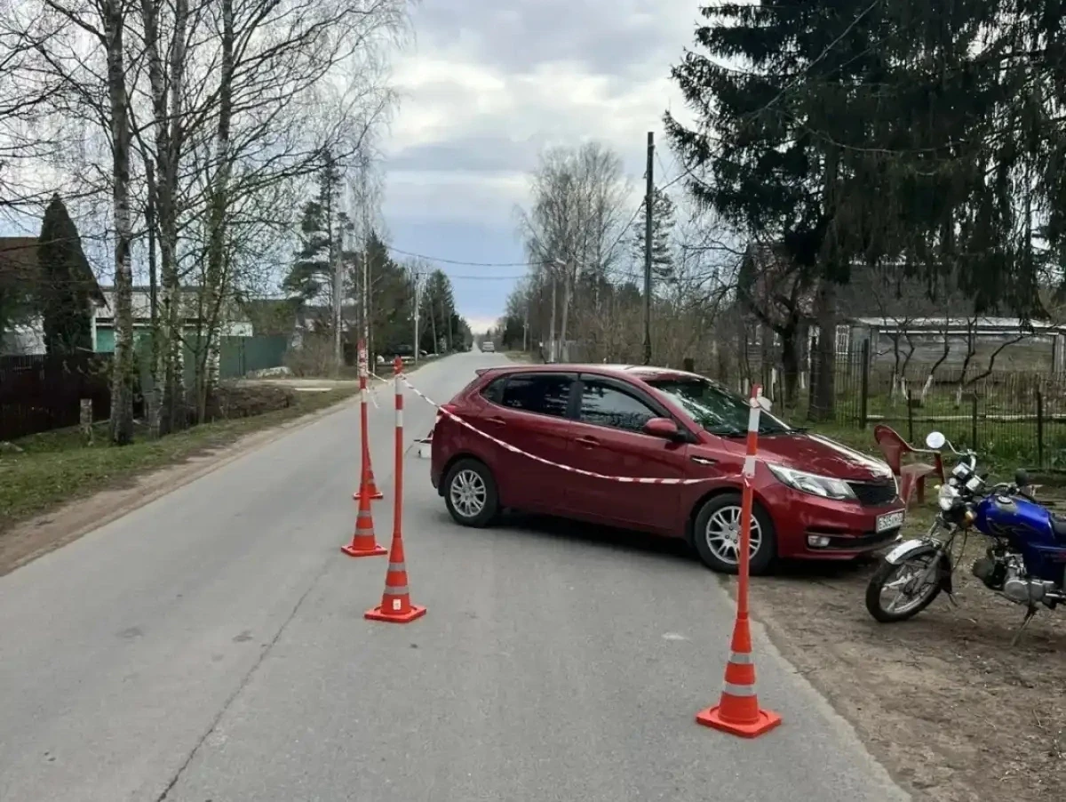 Водитель мопеда пострадал в ДТП в Котовицах под Великим Новгородом