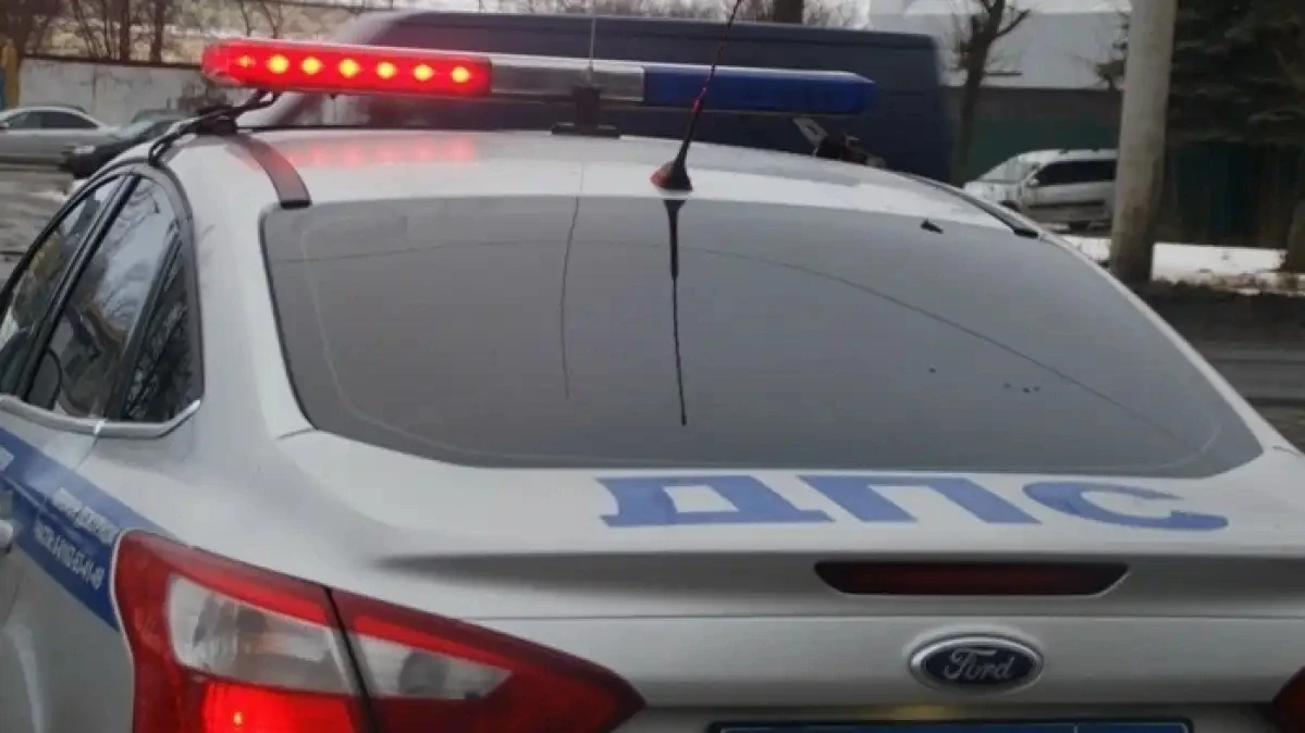 В Старорусском округе автоинспекторы остановили пьяного питбайкера