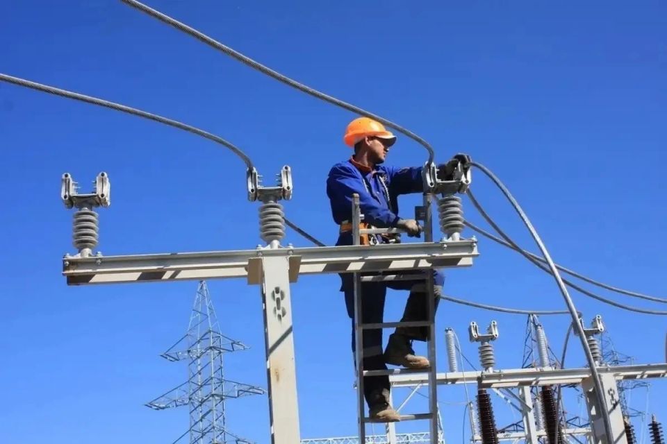 В Новгородской области модернизируют четыре высоковольтных ЛЭП