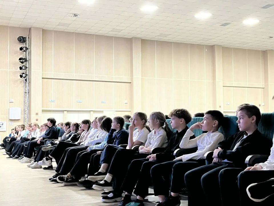 Ученики школы №36 и гимназии «Новоскул» увидели фильм Юлии Нурутдиновой «Все помню…»