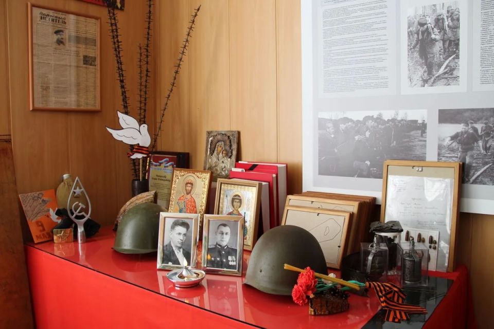 В Новгородской области в преддверии Дня Победы школьники посетили Музей истории ОВД региона