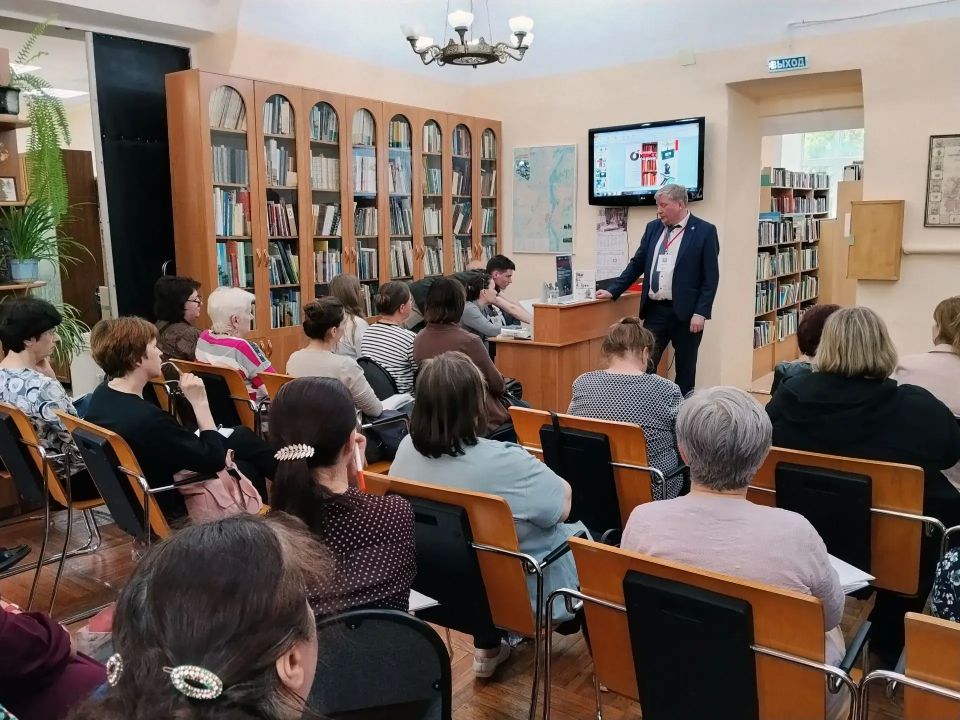 В Великом Новгороде впервые прошёл фестиваль исторической литературы «ЗаНово» В Великом Новгороде впервые прошёл фестиваль исторической литературы «ЗаНово»