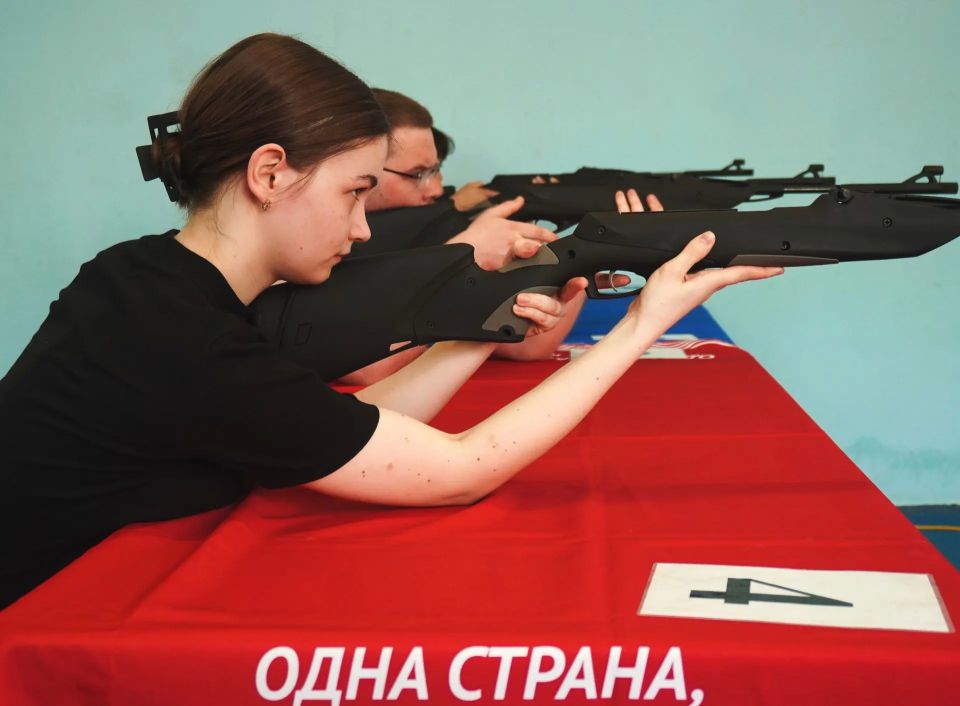 В Великом Новгороде прошла спартакиада работающей молодёжи! В Великом Новгороде прошла спартакиада работающей молодёжи!