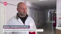 Новгородские травматологи отмечают профессиональный праздник на работе