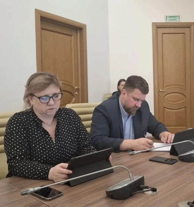 На очередном заседании № 133 члены областного избиркома рассмотрели ряд вопросов организации выборов депутатов областной Думы восьмого созыва На очередном заседании № 133 члены областного избиркома рассмотрели ряд вопросов организации выборов депутатов областной Думы восьмого созыва