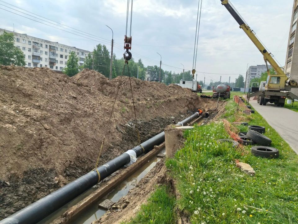 В Великом Новгороде заменят проблемный участок теплосети В Великом Новгороде заменят проблемный участок теплосети