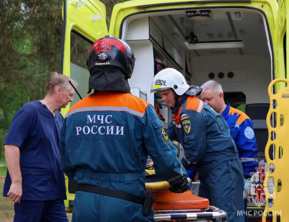 В Крестецком округе прошли командно-штабные учения в детском оздоровительном лагере В Крестецком округе прошли командно-штабные учения в детском оздоровительном лагере