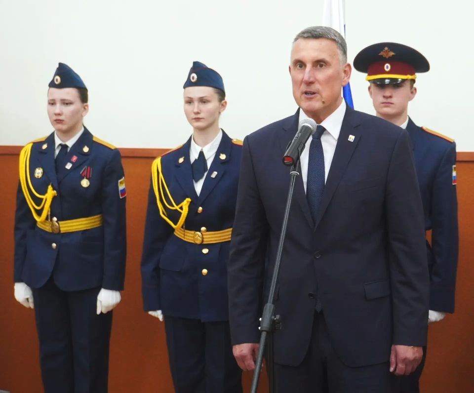 Александр Розбаум: Дорогие Друзья!. 28 мая 2016 года был утверждён устав Всероссийского детско-юношеского военно-патриотического общественного движения «Юнармия», созданного по инициативе Министерства обороны Российской... Александр Розбаум: Дорогие Друзья!. 28 мая 2016 года был утверждён устав Всероссийского детско-юношеского военно-патриотического общественного движения «Юнармия», созданного по инициативе Министерства обороны Российской...