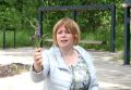 Эксперт по травам провела необычную экскурсию по Деревяницкому парку