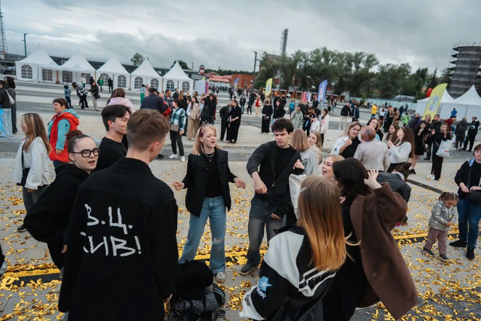 Стало известно, как пройдет в Великом Новгороде День молодёжи vk.cc/cYpP8l Стало известно, как пройдет в Великом Новгороде День молодёжи vk.cc/cYpP8l
