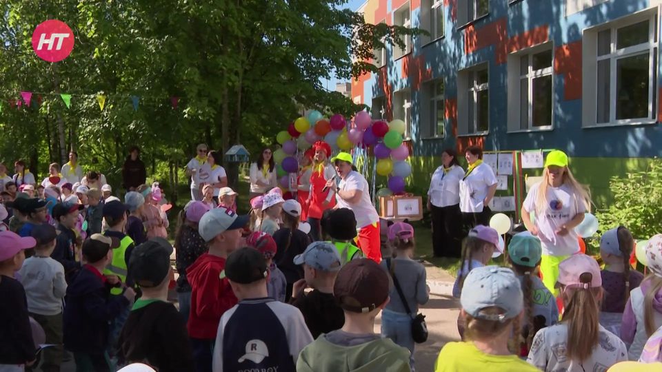 Маленькие новгородцы начали знакомиться с профессиями в профи-парке