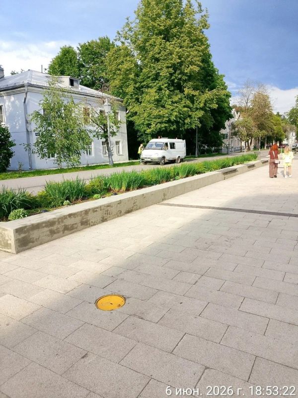В Великом Новгороде привели в порядок одну из «ходовых» пешеходных зон В Великом Новгороде привели в порядок одну из «ходовых» пешеходных зон