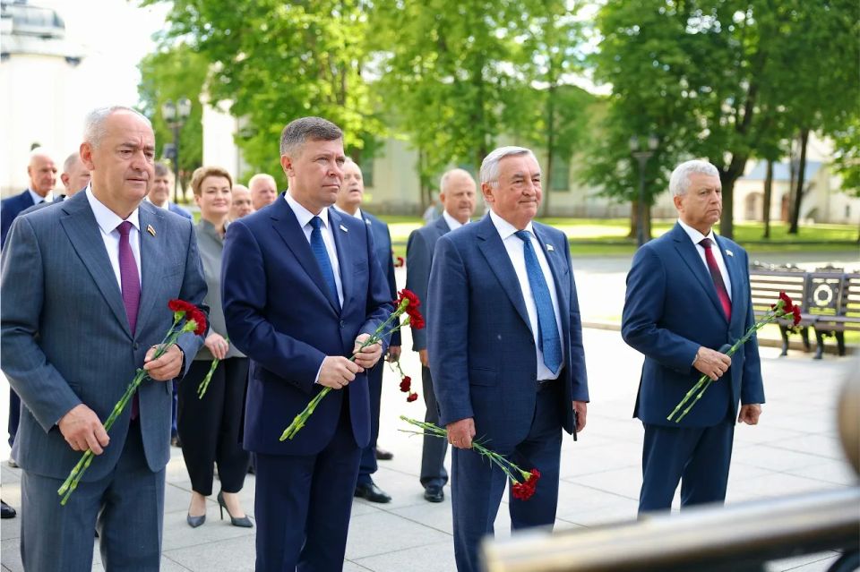 В Великом Новгороде стартовали мероприятия Парламентской Ассоциации Северо-Запада России В Великом Новгороде стартовали мероприятия Парламентской Ассоциации Северо-Запада России