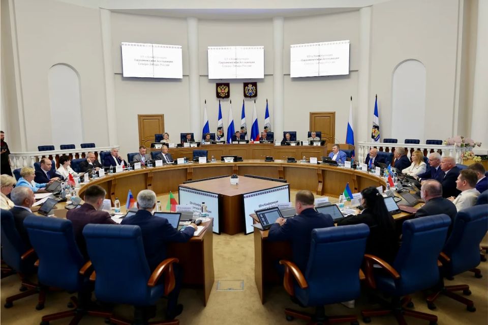 В Великом Новгороде прошла 69-я Конференция Парламентской Ассоциации Северо-Запада России В Великом Новгороде прошла 69-я Конференция Парламентской Ассоциации Северо-Запада России