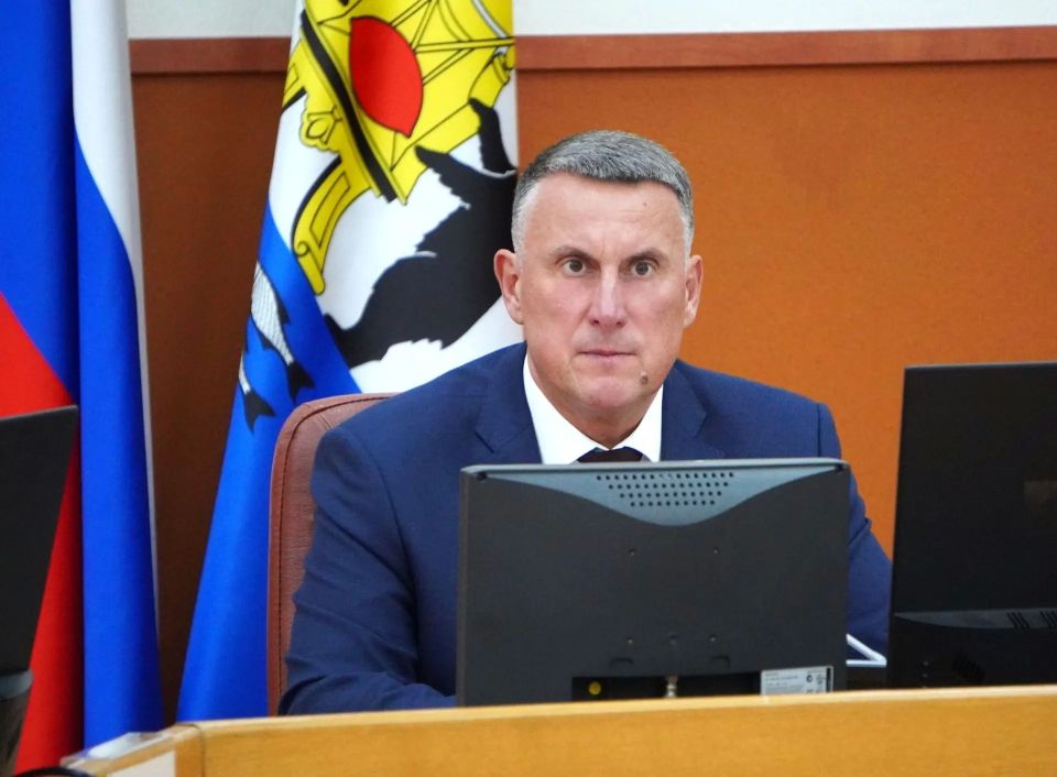 Александр Розбаум: Уважаемые Новгородцы!. . Сегодня, в преддверии празднования Дня России, большое аппаратное совещание Администрации Великого Новгорода начали с вручения почётных грамот и благодарностей за вклад в развитие... Александр Розбаум: Уважаемые Новгородцы!. . Сегодня, в преддверии празднования Дня России, большое аппаратное совещание Администрации Великого Новгорода начали с вручения почётных грамот и благодарностей за вклад в развитие...