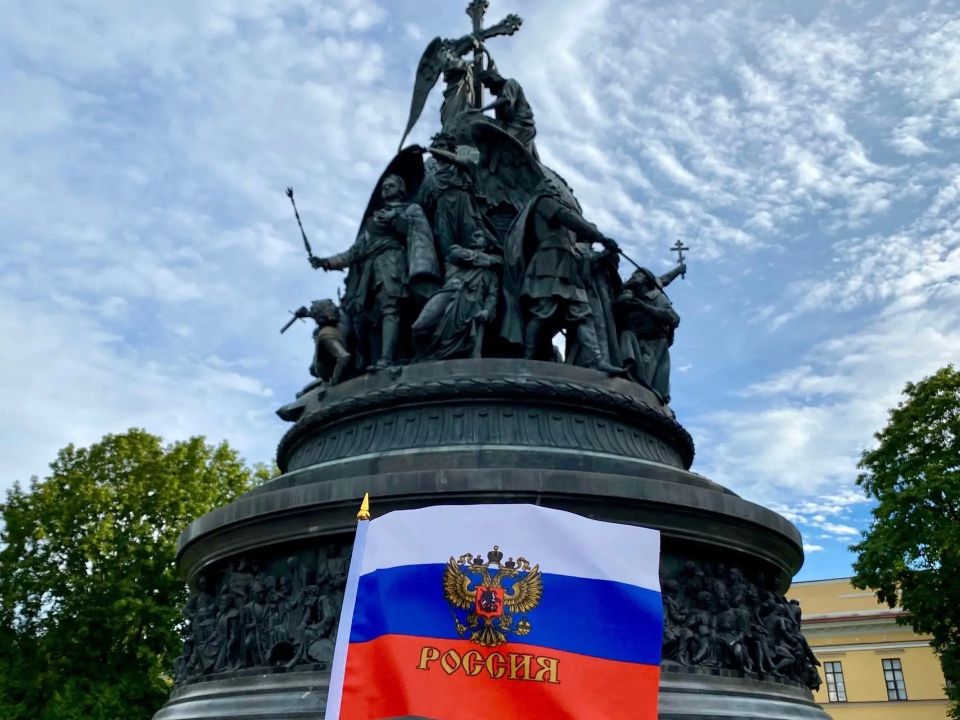 С Днем России!. Сегодня, 12 июня, не просто праздничная дата в календаре