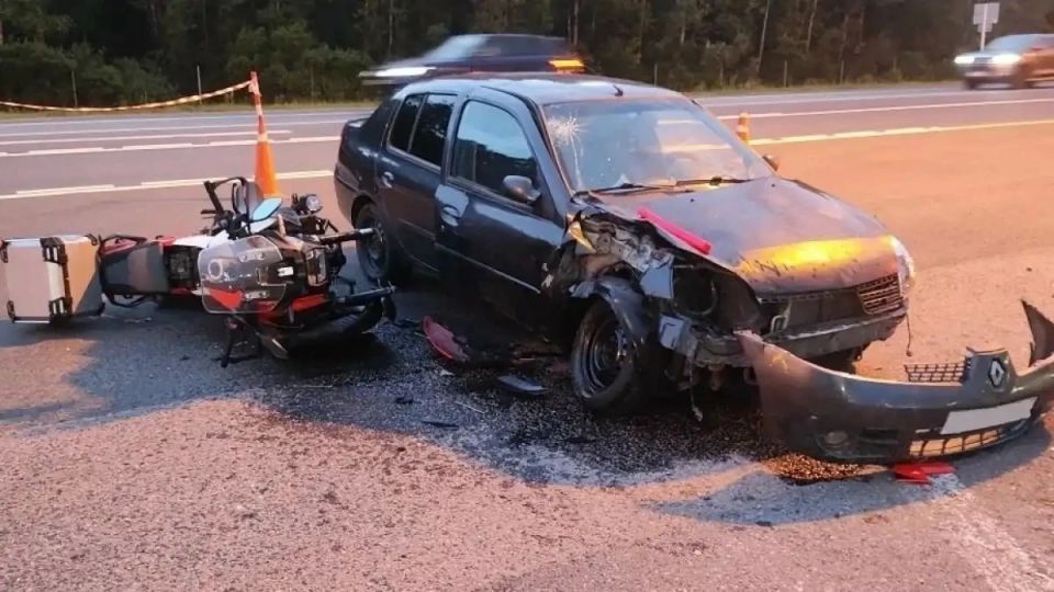 В ДТП на М-10 в Новгородском округе пострадала пассажирка мотоцикла «Сузуки»