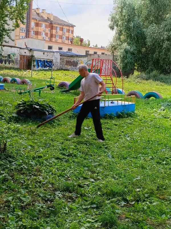 Наши люди в ТОСах: Вячеслав Абашкин активист из ТОС «Воскресенский 7» Наши люди в ТОСах: Вячеслав Абашкин активист из ТОС «Воскресенский 7»