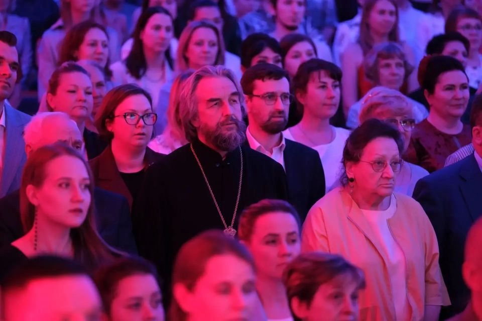 Сегодня в Новгородской областной филармонии состоялось торжество, посвященное Дню медицинского работника Сегодня в Новгородской областной филармонии состоялось торжество, посвященное Дню медицинского работника