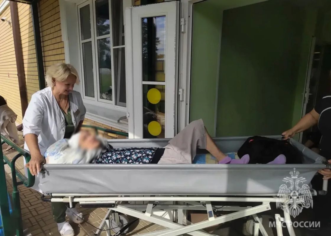 Учебная эвакуация в доме социального обслуживания Учебная эвакуация в доме социального обслуживания