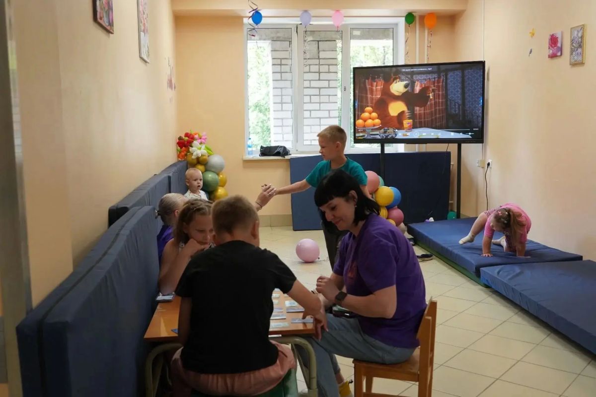 Мобильная бригада губернаторского проекта «Здоровая семья» работала сегодня в Окуловском округе Мобильная бригада губернаторского проекта «Здоровая семья» работала сегодня в Окуловском округе