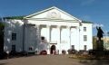 Александр Дронов обсудил с парфинцами ситуацию с нехваткой врачей в больнице